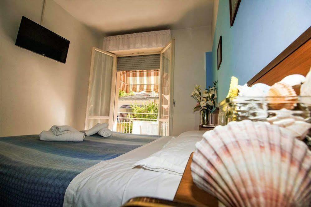 Hotel Arno ميسانو ادرياتيكو المظهر الخارجي الصورة