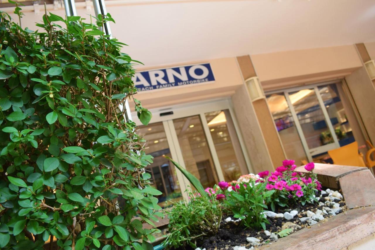 Hotel Arno ميسانو ادرياتيكو المظهر الخارجي الصورة